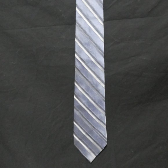 VAN HEUSEN | Stain Shield | 100% Silk | Striped Necktie - Picture 1 of 8